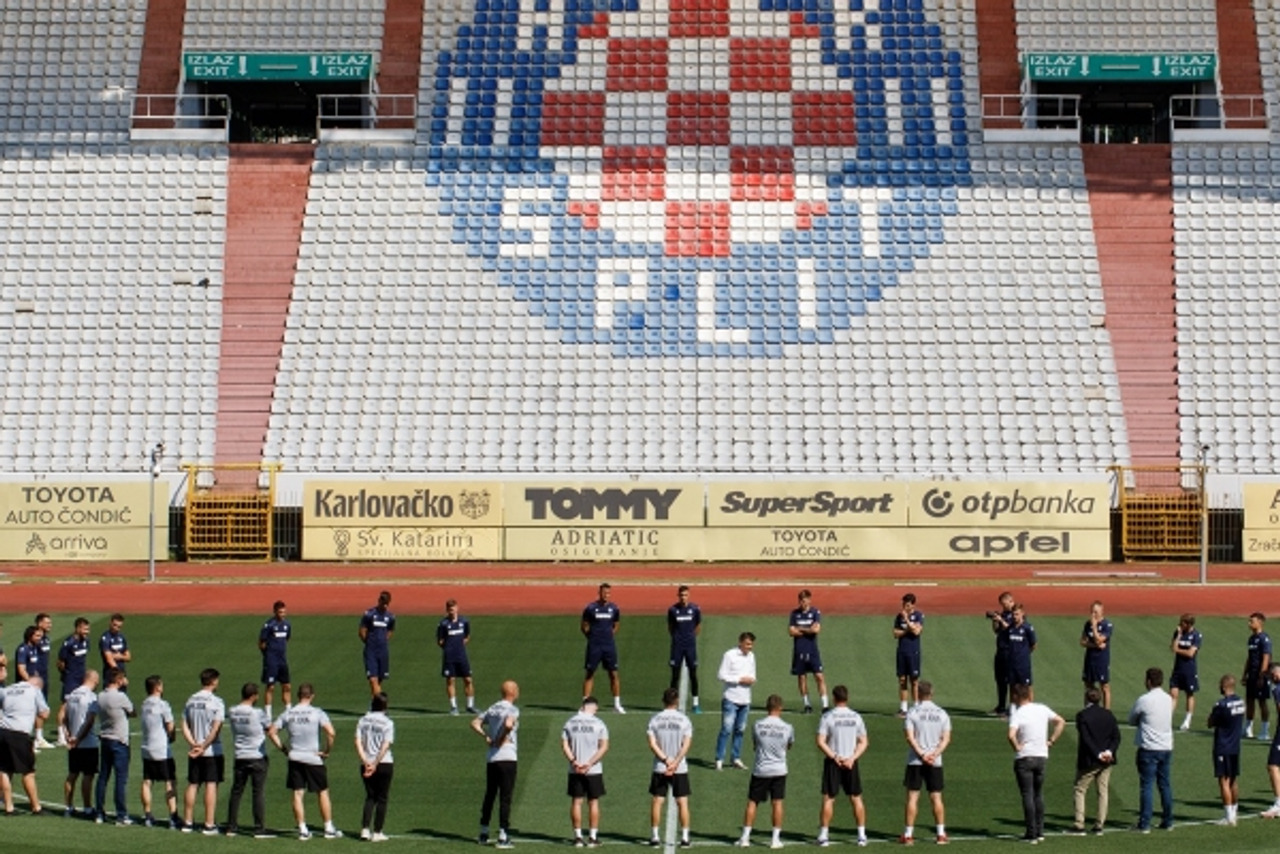 Pogledajte Kako Je Hajduk Predstavio Novi Zeleni Tre I Dres Otkrili