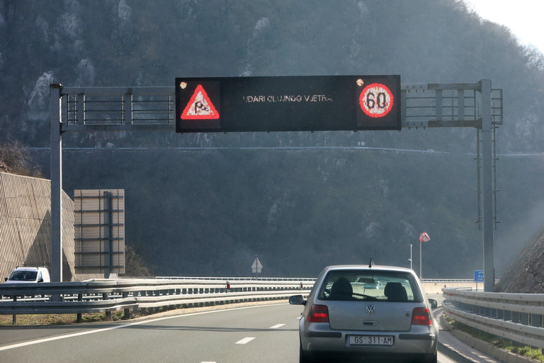 Stigla je zima Očekuje nas vjetrovit i veoma hladan zimski dan