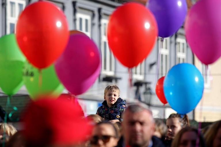 Zadnji Dan Samoborci S Proslavom Nove Godine Po Eli U Podne