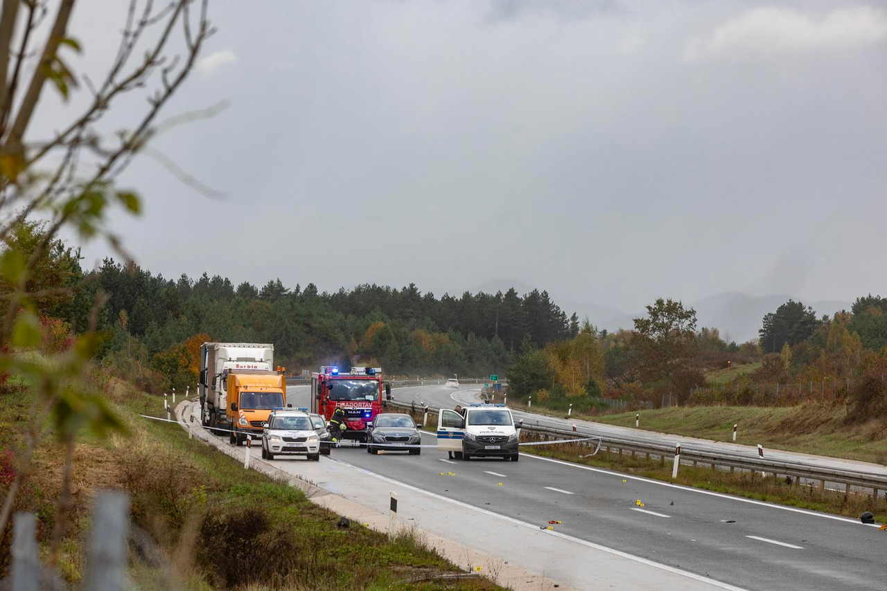 Glavni vatrogasni zapovjednik Mile Ročak je bio među prvima na mjestu