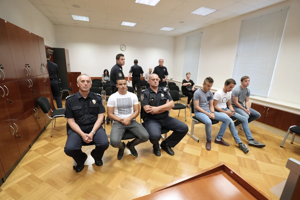 Nastavlja se suđenje Komšiću i trojici prijatelja za premlaćivanje Kristine Krupljan