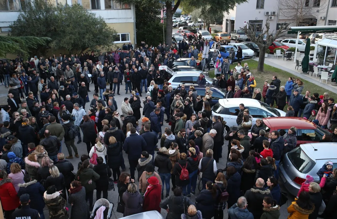 U Metkoviću održan prosvjed zbog smrti malog Gabrijela