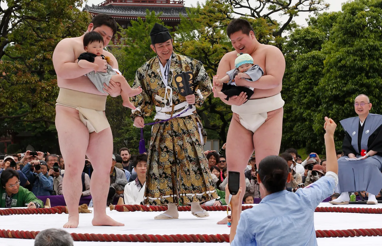 Natjecanje u plakanju beba u Japanu
