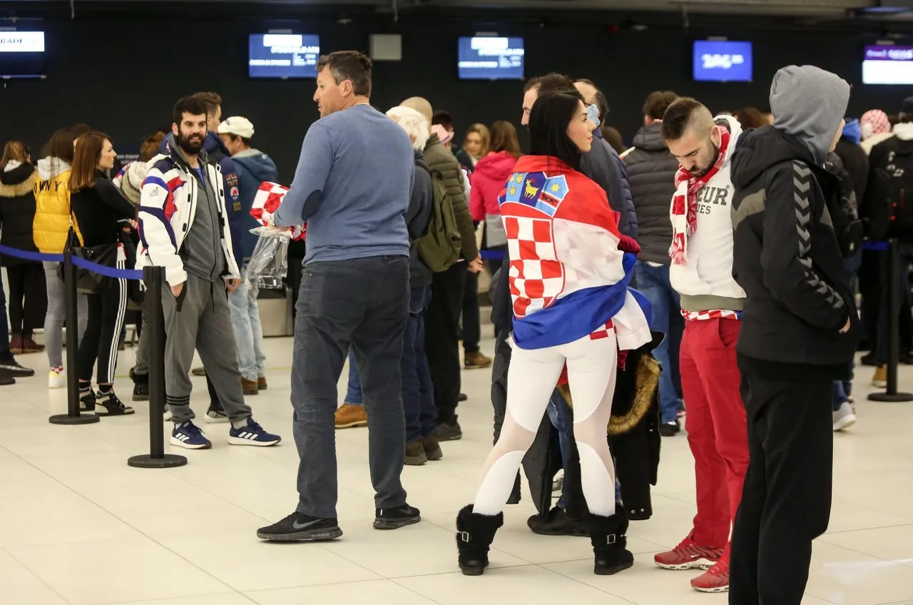 Odlazak navijača Hrvatske u Stockholm na finale rukometnog EP