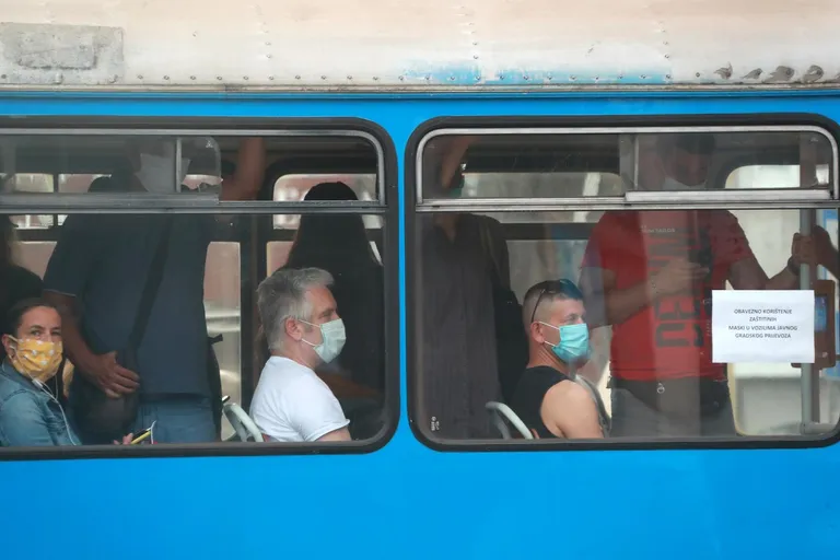 Nošenje maski u javnom prijevozu