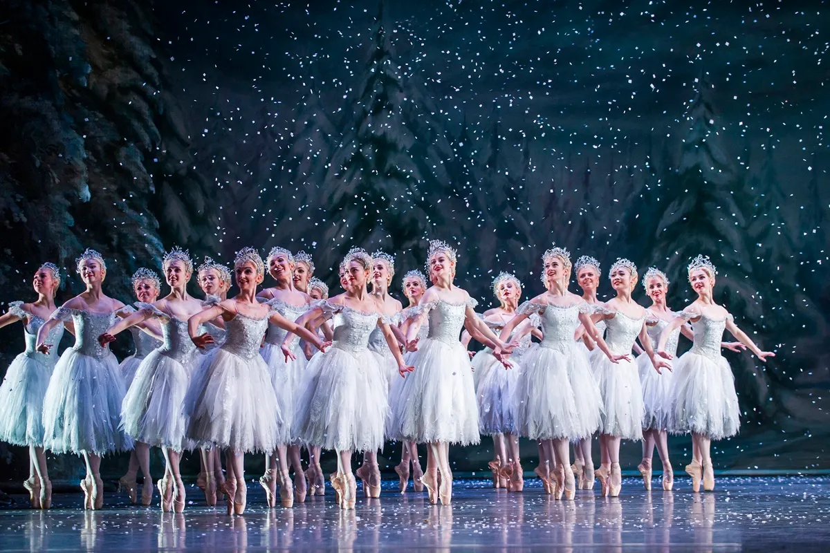Artists of The Royal Ballet in The Nutcracker, The Royal Ballet c 2015 ROH. Photograph by Tristram Kenton  .jpg