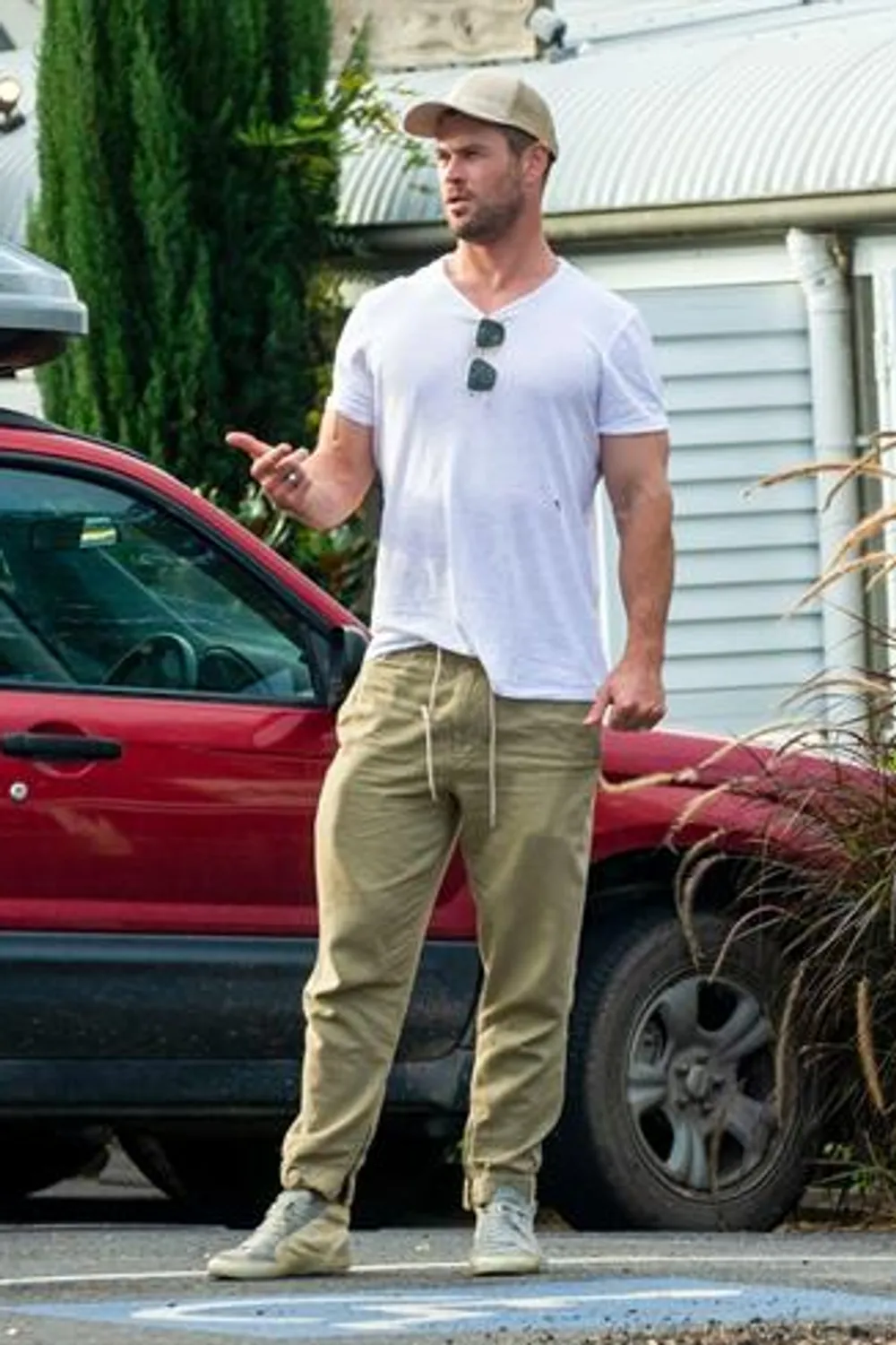 Chris Hemsworth