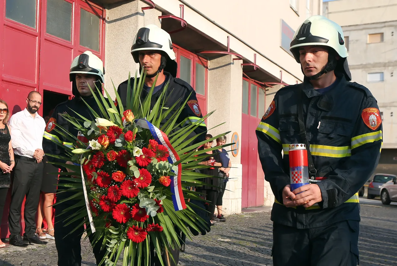 Polaganjem vijenaca obilježena 9. obljetnica kornatske tragedije