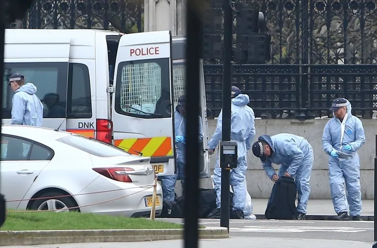 Još uvijek traje očevid na mjestu terorističkog napada u Londonu