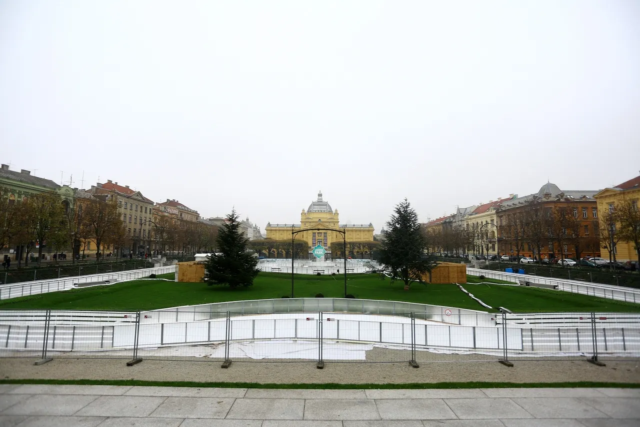 Zagreb: Uređivanje klizališta na Tomislavcu