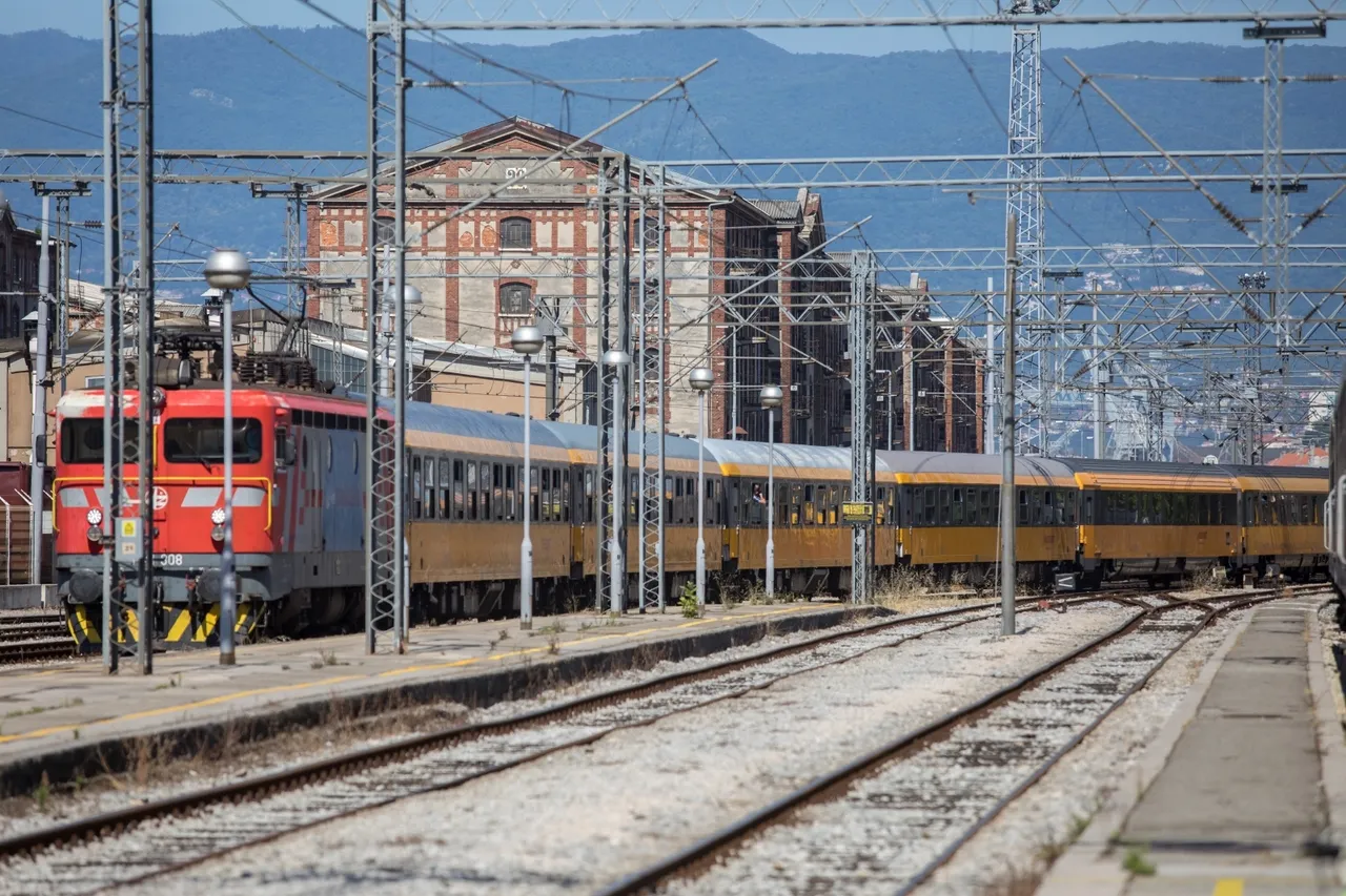 Čak 500 čeških i slovačkih turista vlakom stiglo u Rijeku