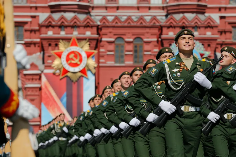 Rusija je u ponedjeljak proslavila uz veliku paradu u Moskvi 71. obljetnicu pobjede SSSR-a nad Hitlerovom Njemačkom.