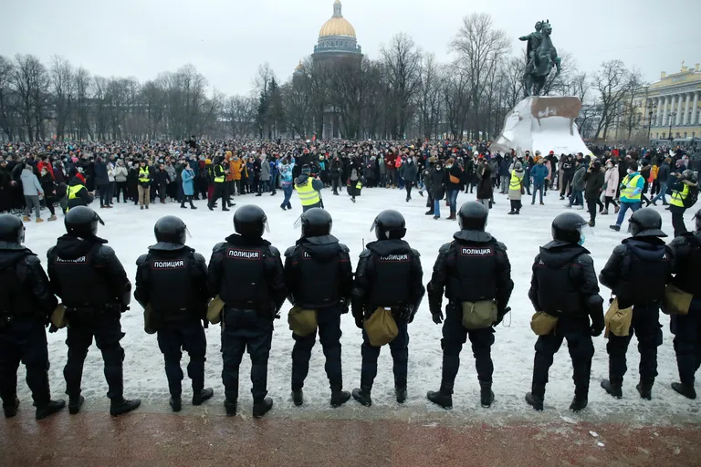 Kaos u Moskvi i diljem Rusije: Policija privela mnoštvo prosvjednika