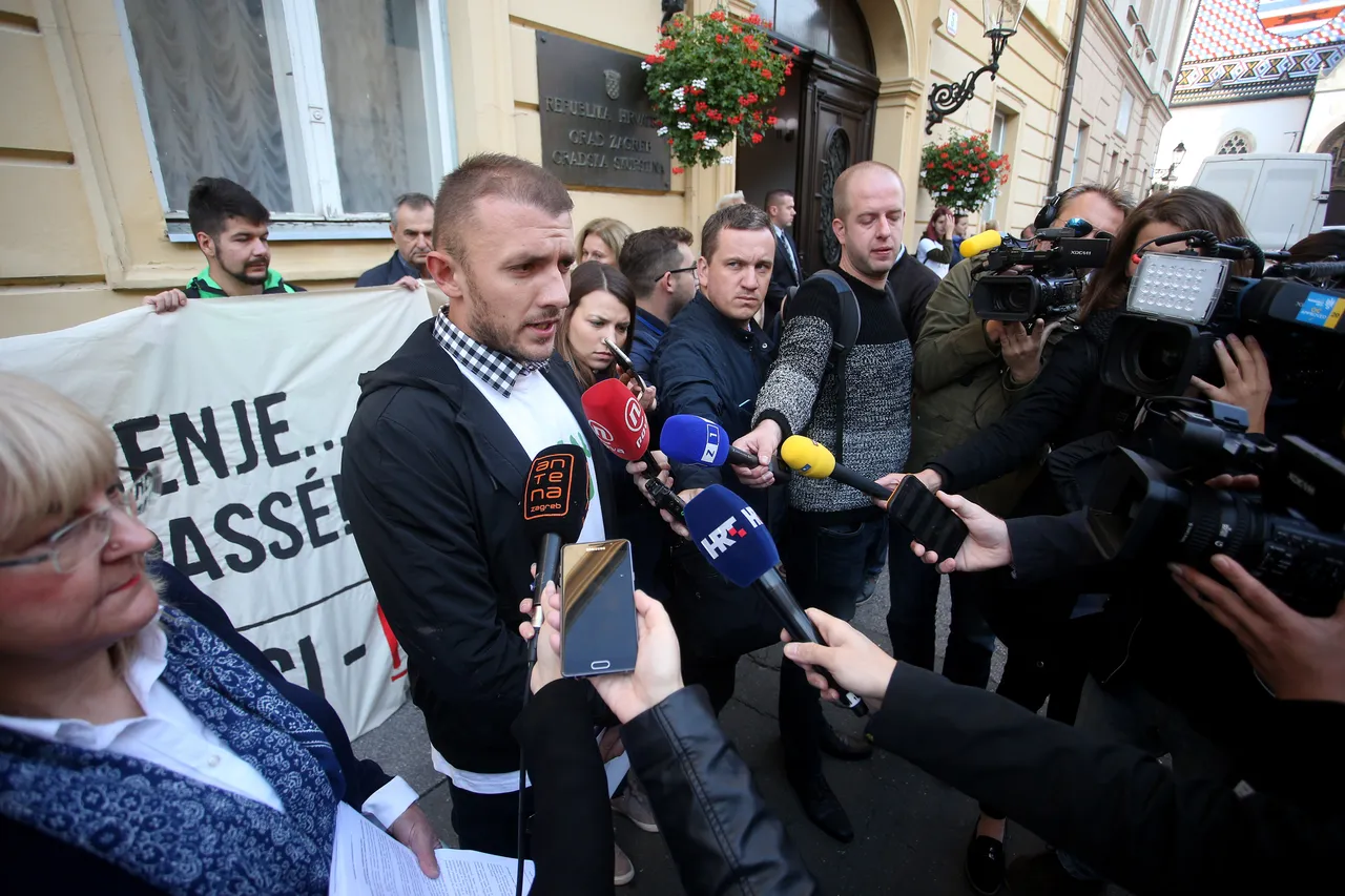 Zagreb: prosvjed ispred Gradske skupštine protiv izgradnje spalionice otpada u Resniku