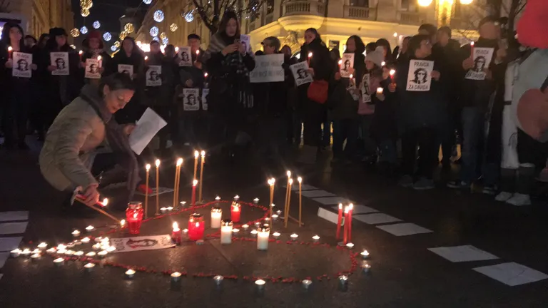 Građani na Cvjetnom trgu iskazuju podršku obitelji Dragičević
