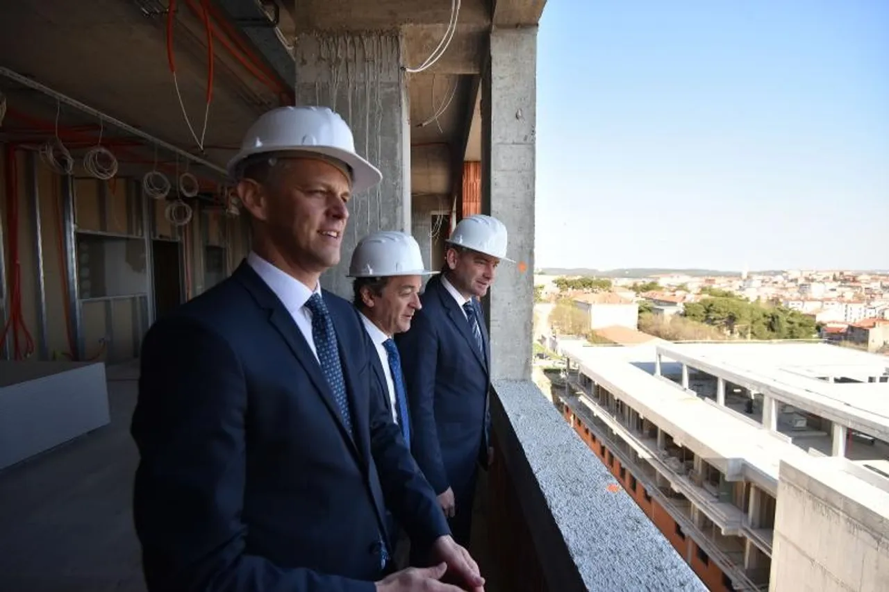 Boris Miletić i Valter Flego obišli radove na izgradnji nove bolnice u Puli