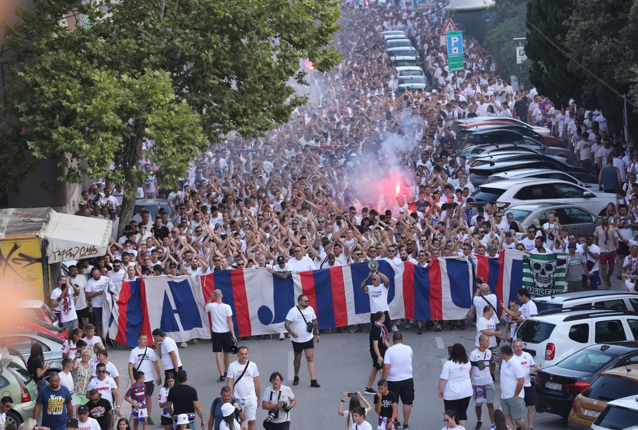 Torcida korteo