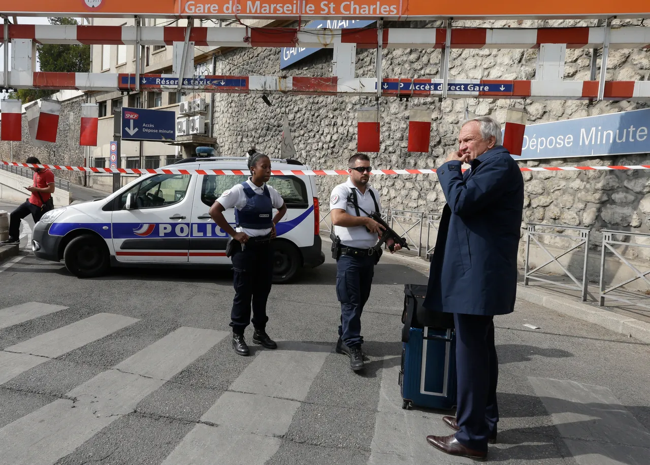 Napadač na kolodvoru u Marseillesu nožem ubio dvoje ljudi