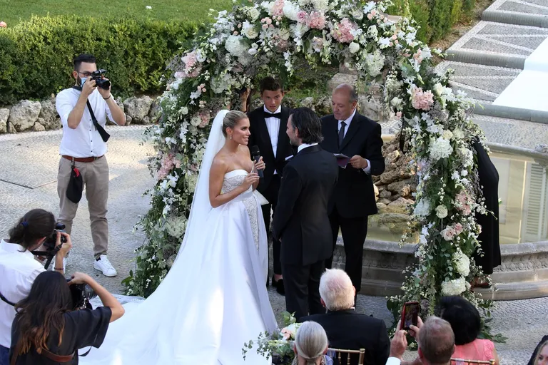 Sylvie Meis and Niclas Castello newlyweds in Villa Cora