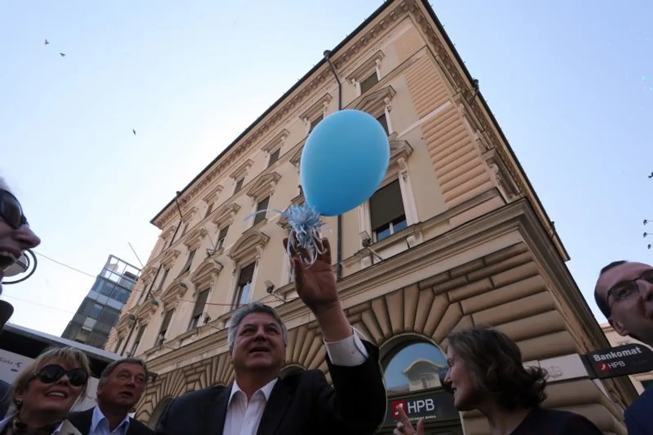 Puštanjem plavih balona u Rijeci obilježen Svjetski dan svjesnosti o autizmu