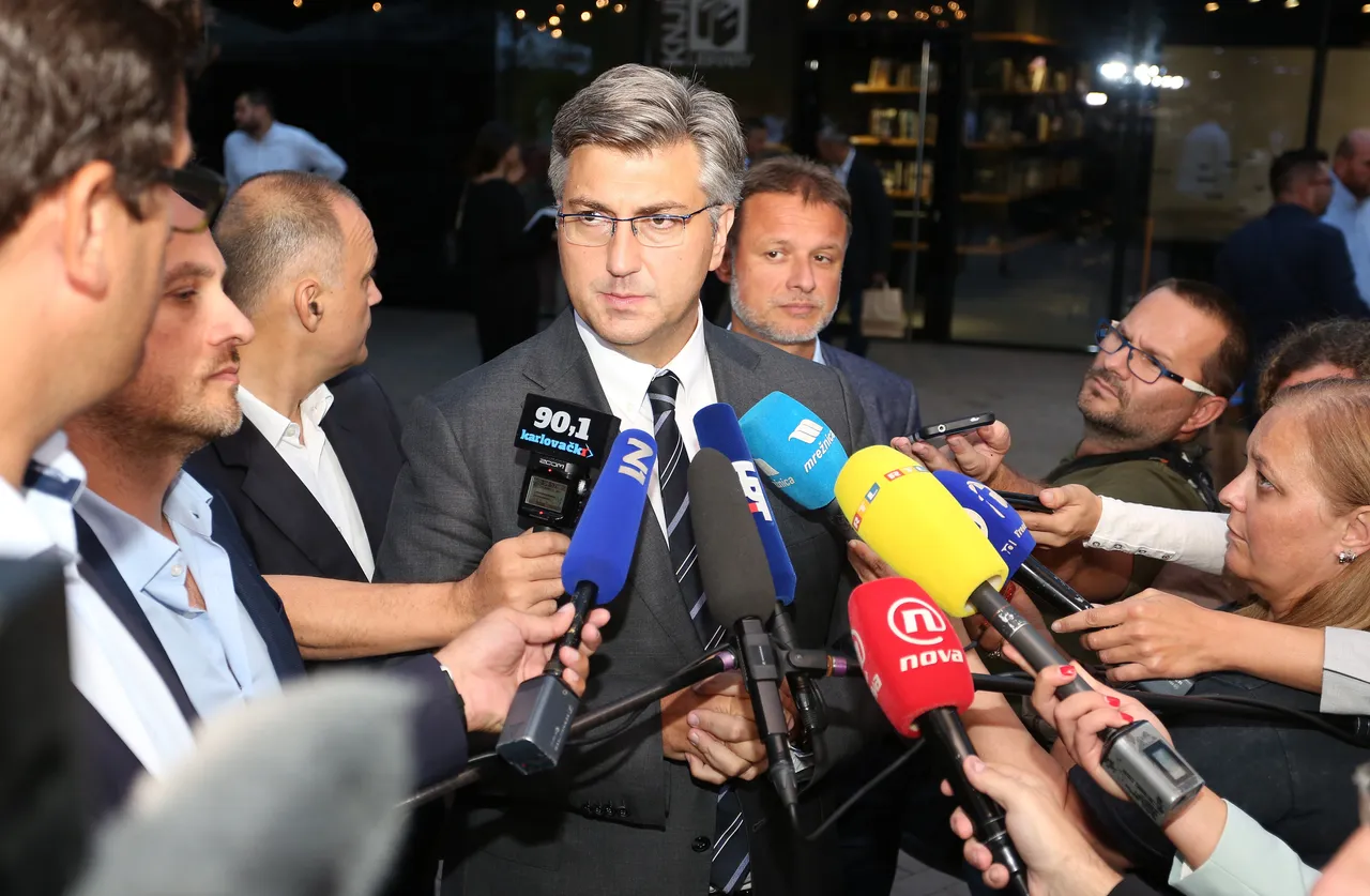 Plenković dao izjavu nakon završene sjednice Predsjedništva i Nacionalnog vijeća HDZ-a