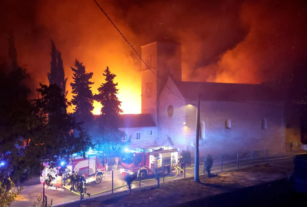 Veliki požar zahvatio samostan i crkvu Sv. Križa na Čiovu 