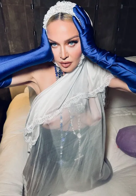 Madonna.png