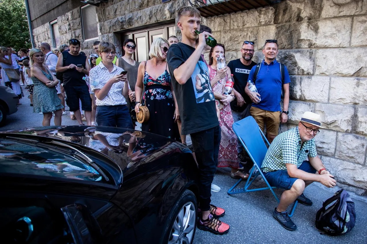 Split: Poljaci čekaju ispred konzulata kako bi glasovali na predsjedničkim izborima