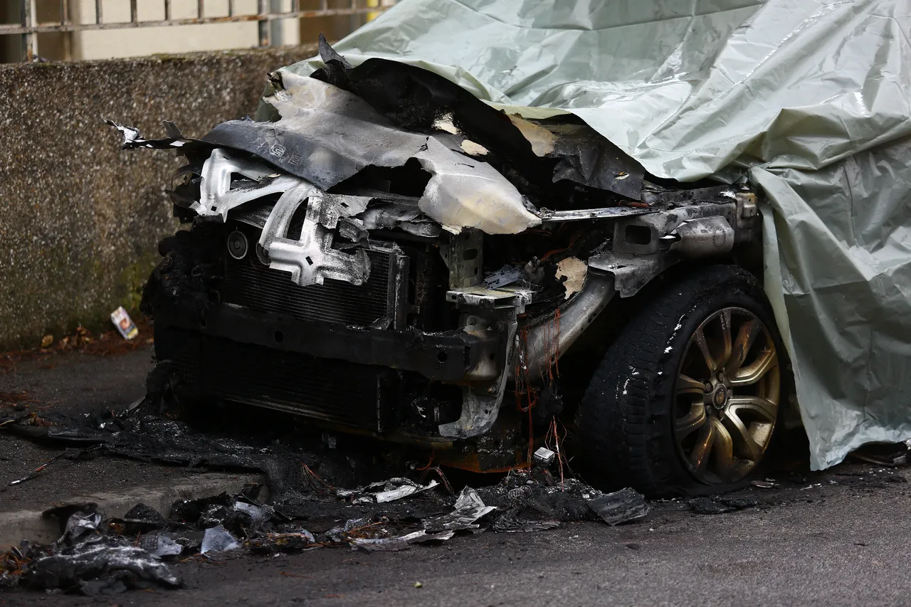 Vatrena buktinja u Zagrebu: Sinoć je u ulici Jagodnjak izgorio skupocjeni Range Rover