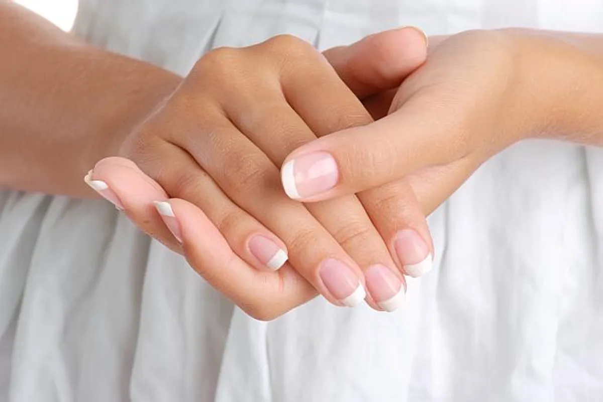 Potaknite rast noktiju prirodnom kućnom terapijom