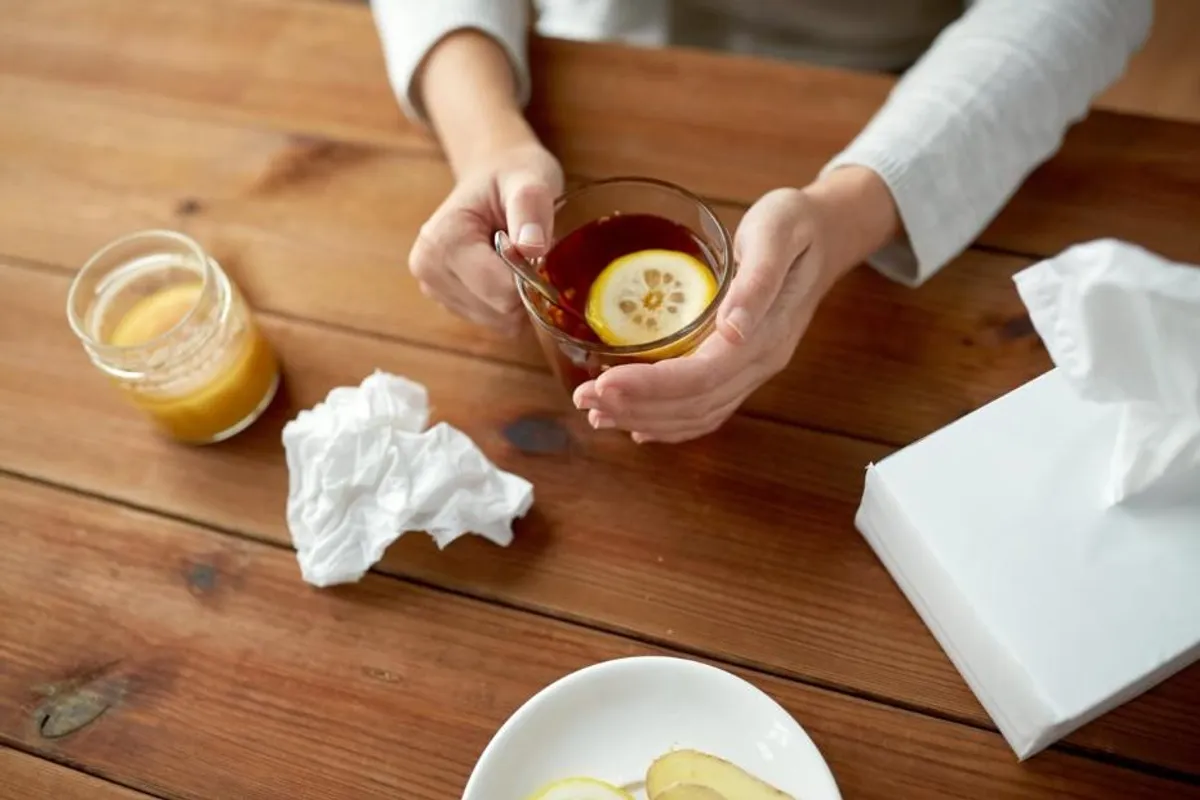 5 čajeva koji će ti najviše pomoći u borbi protiv prehlade i grlobolje
