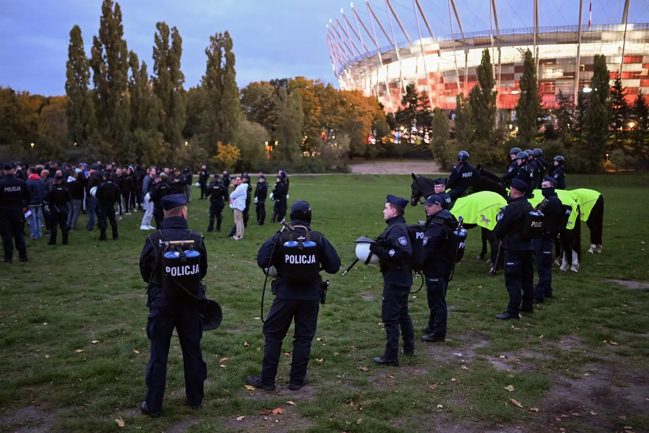 nacionalni stadion varšava policija