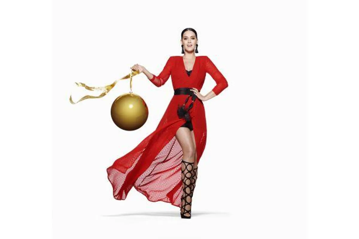 Katy Perry donosi modu, maštu i zabavu u H&M-ovu spektakularnu blagdansku kampanju