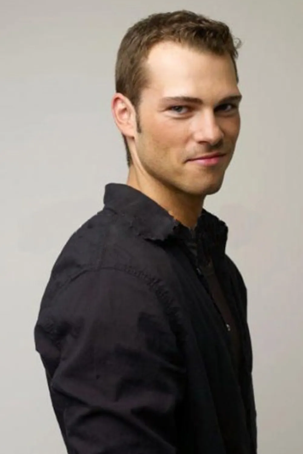 Shawn Roberts