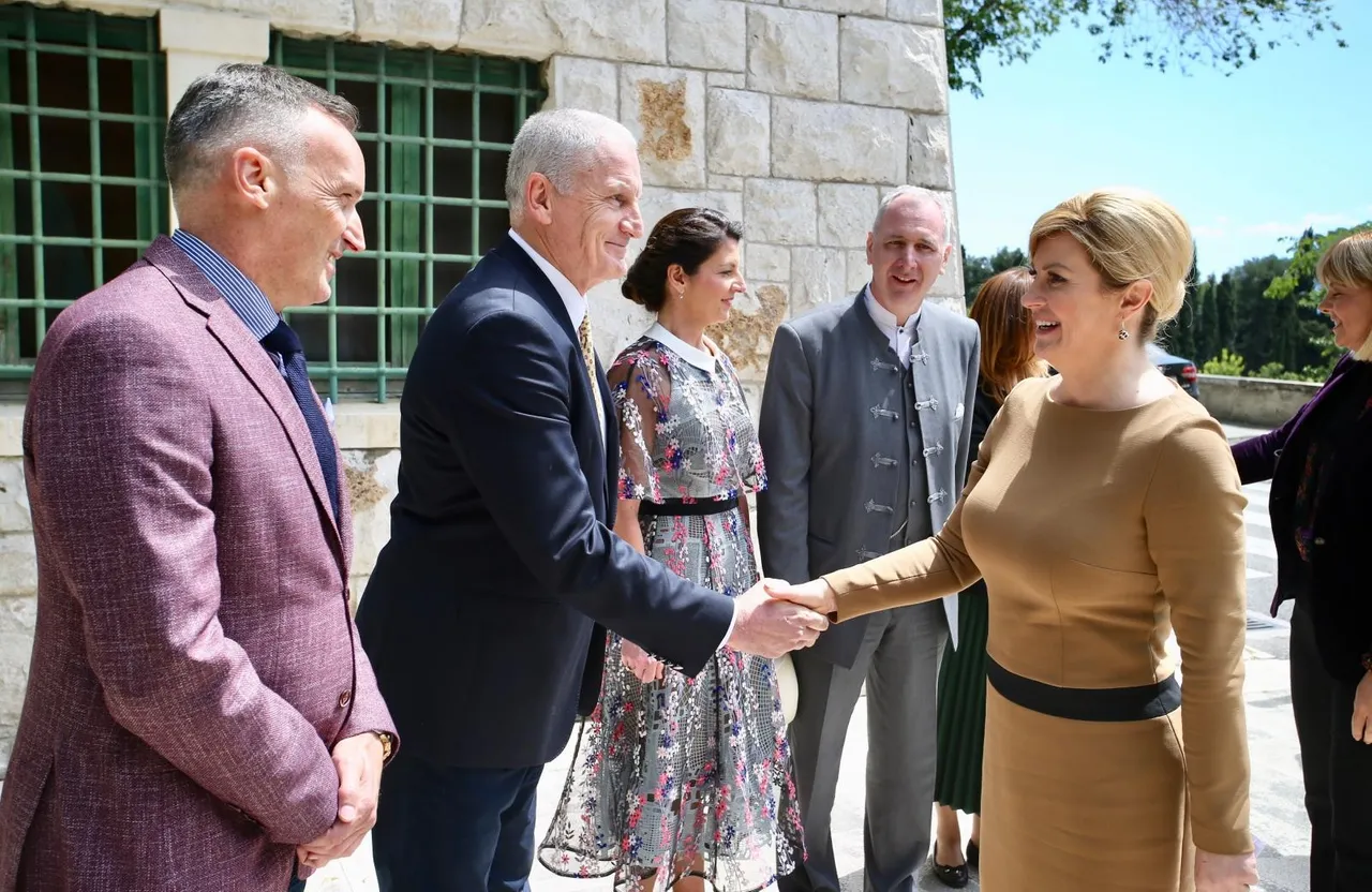Split: Predsjednica Grabar-Kitarovic susrela se s članovima Splitskog kluba olimpijaca