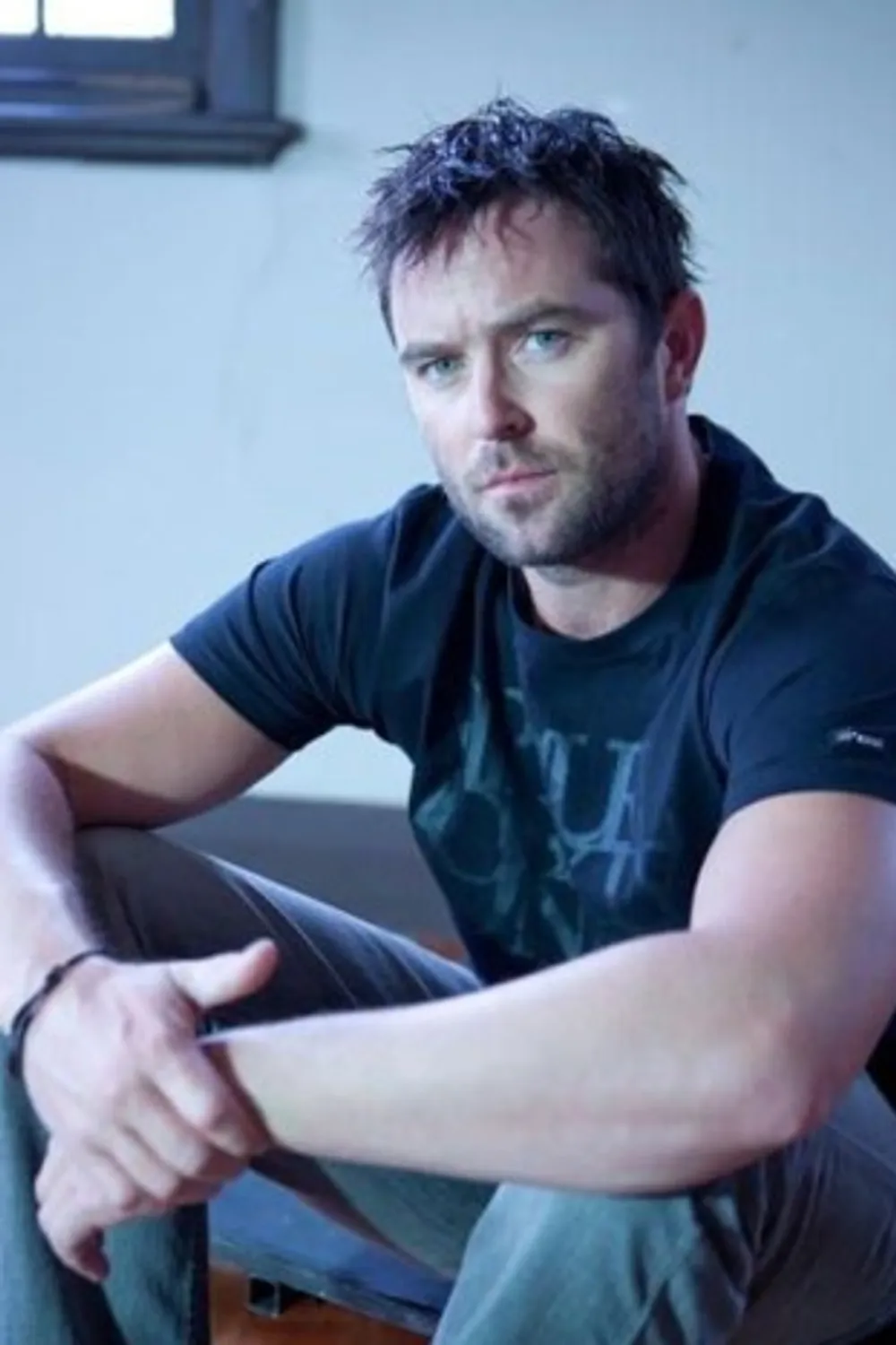 Sullivan Stapleton