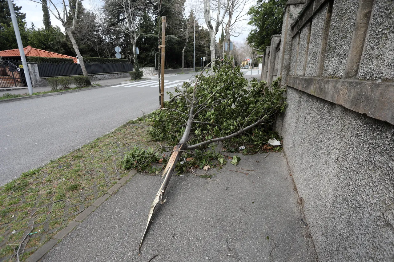 Veliko nevrijeme pogodilo je i Rijeku i riječku okolicu