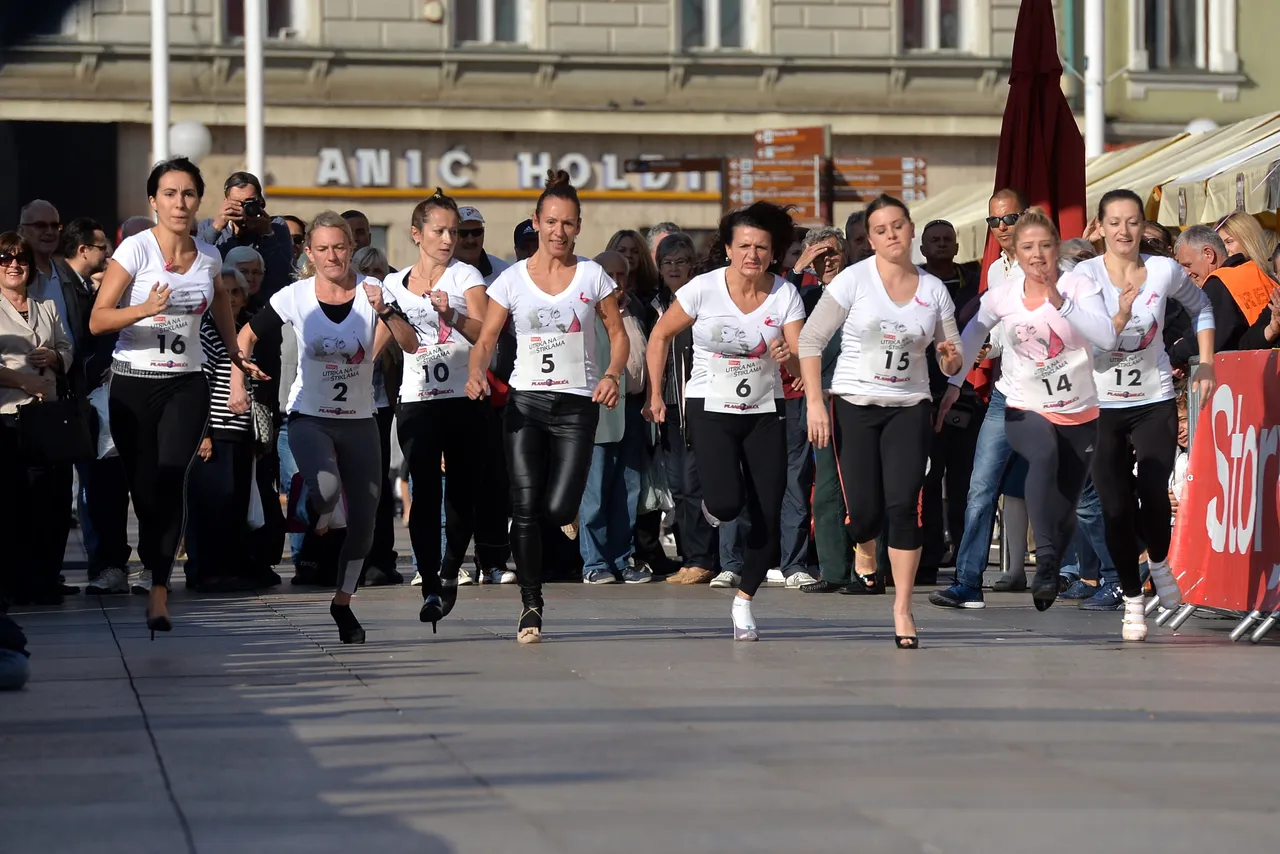 Utrka na štiklama u centru Zagreba: održano 8. tradicionalno humanitarno izdanje na Trgu bana Josipa Jelačića