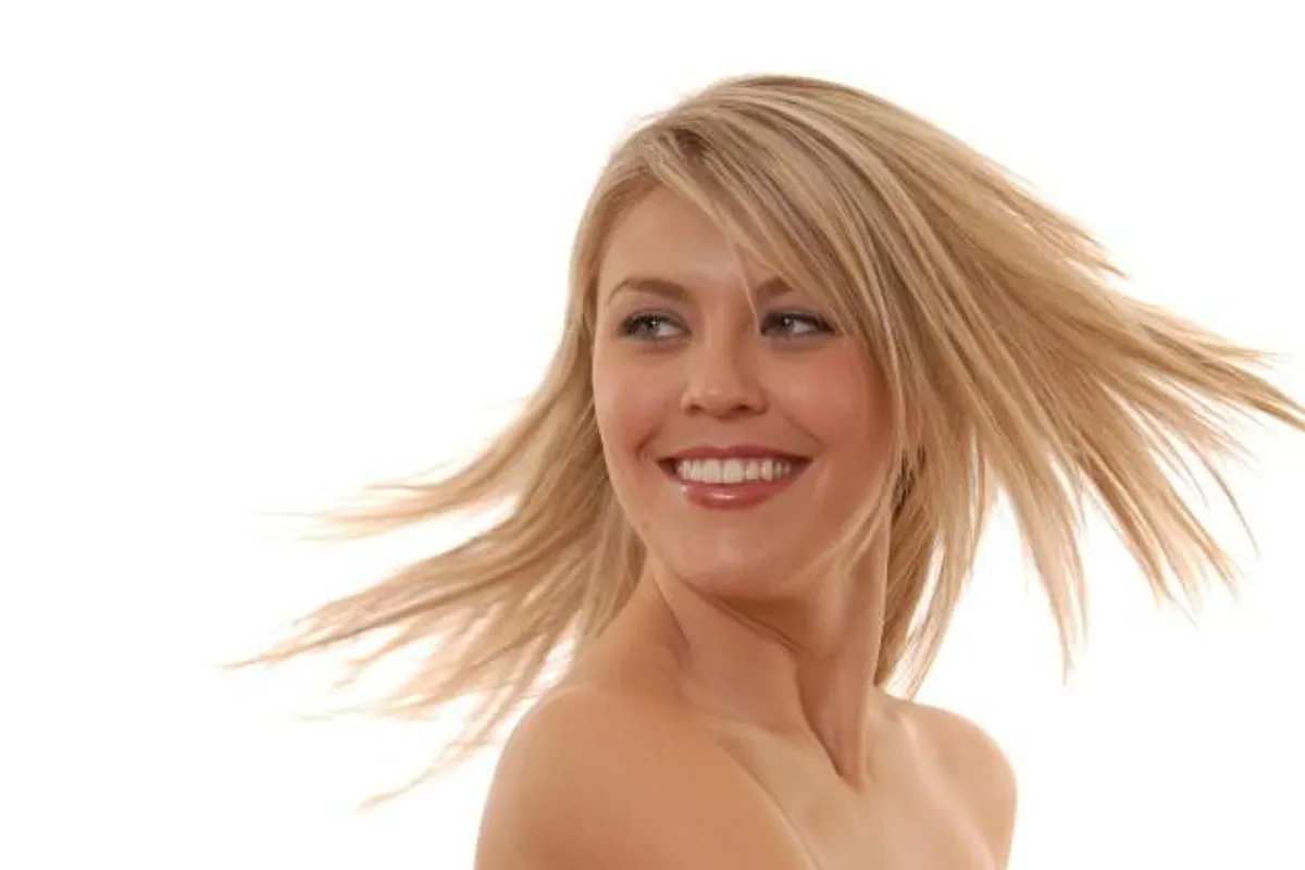 11 loših navika koje čine vašu kosu tanjom i slabijom