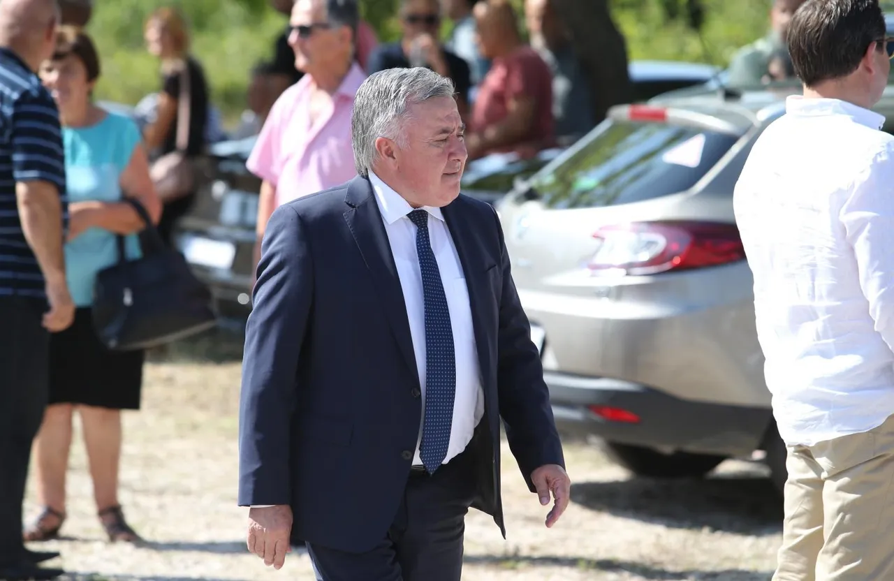 Sprovod majke Milana Bandića