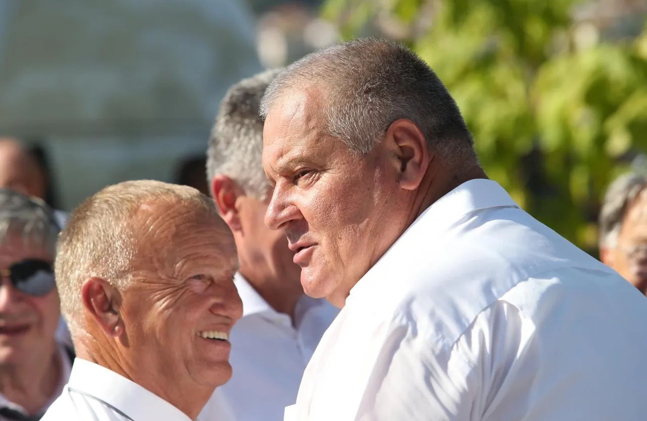 Sprovod majke Milana Bandića