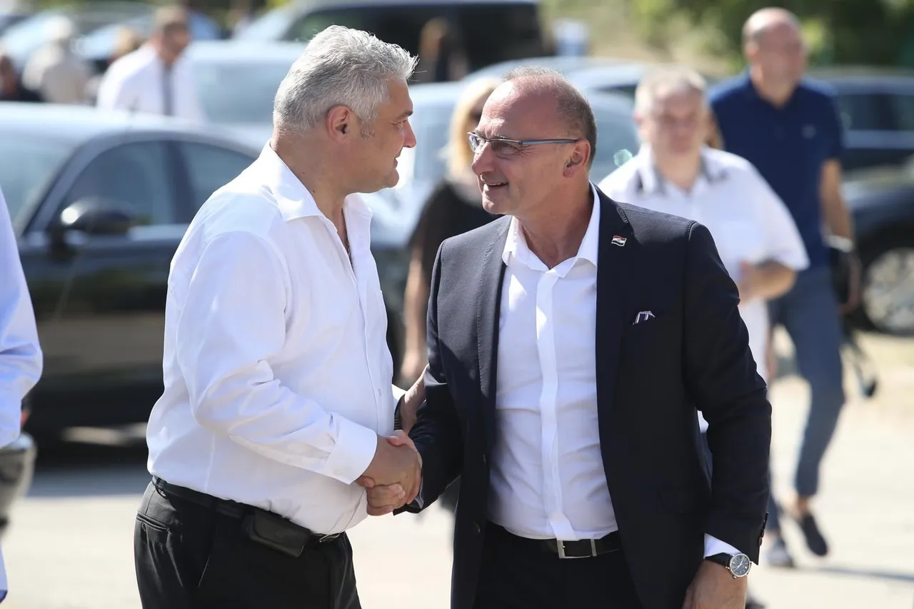 Sprovod majke Milana Bandića