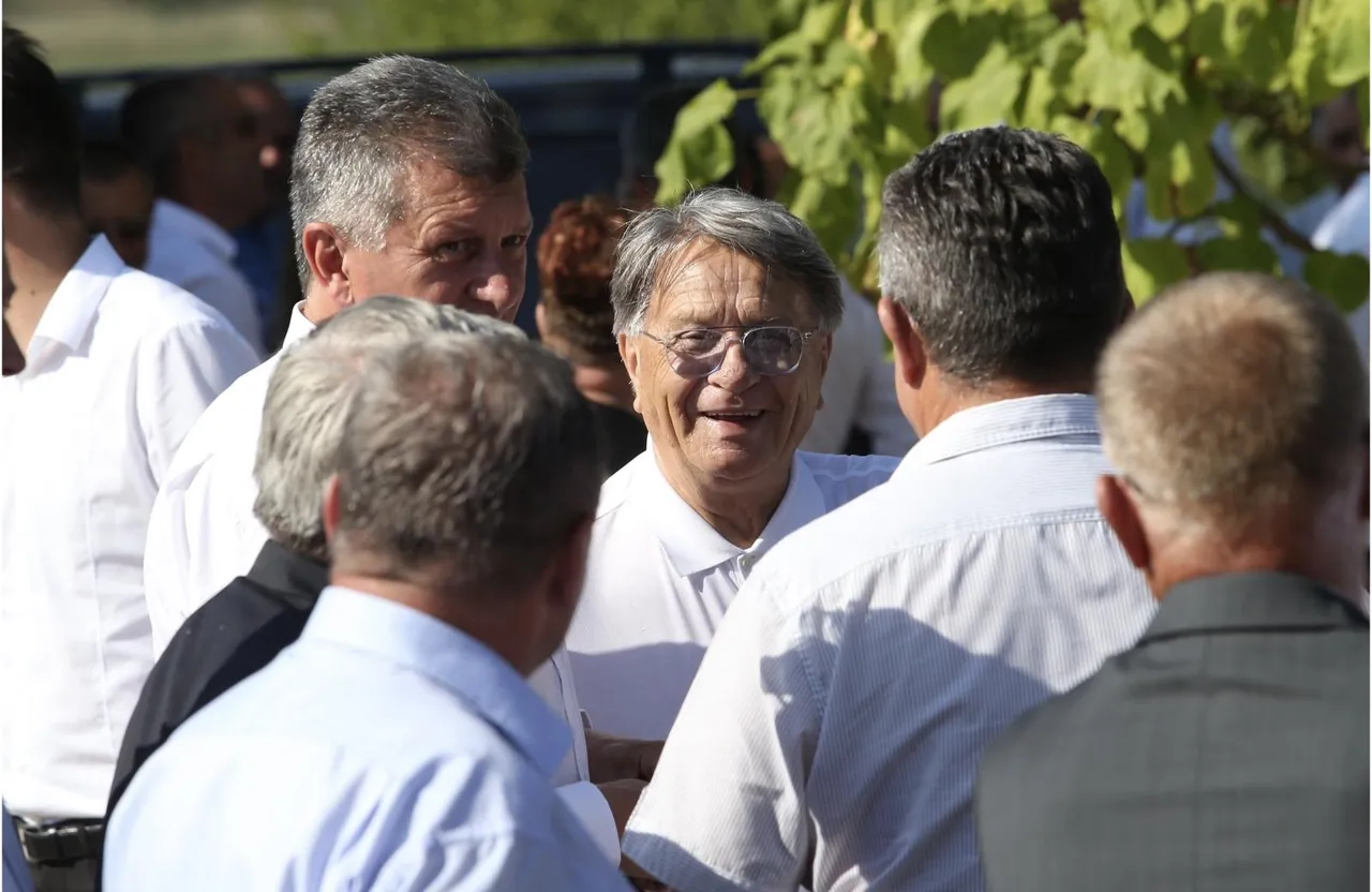 Sprovod majke Milana Bandića