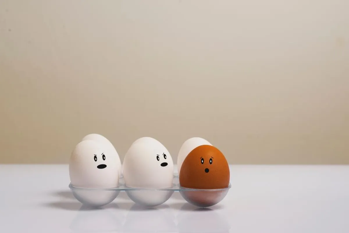 Evo zašto nikad ne bi smjela razbijati jaja na rubu zdjele ili tave