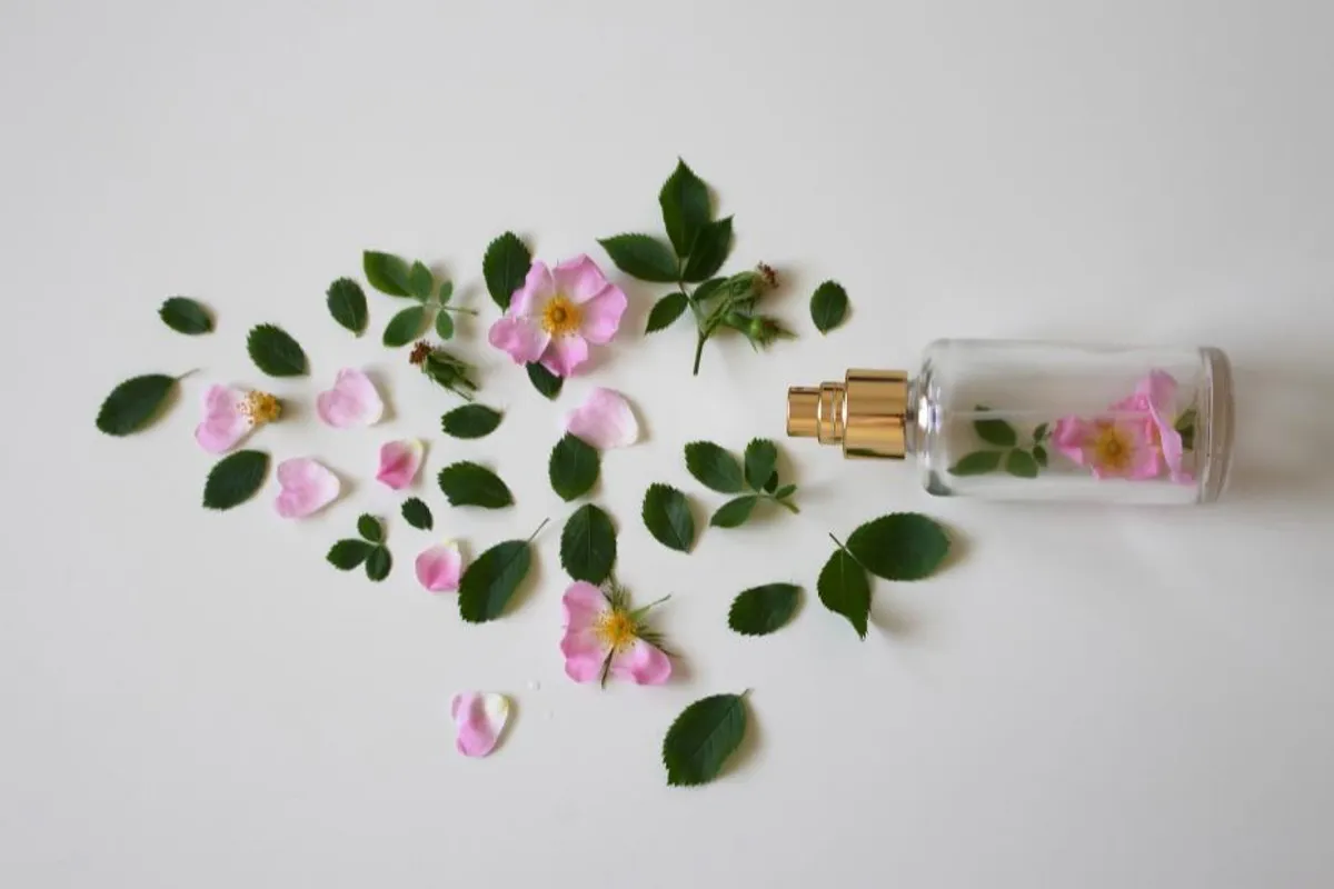 Evo kako sama možeš napraviti svoj parfem