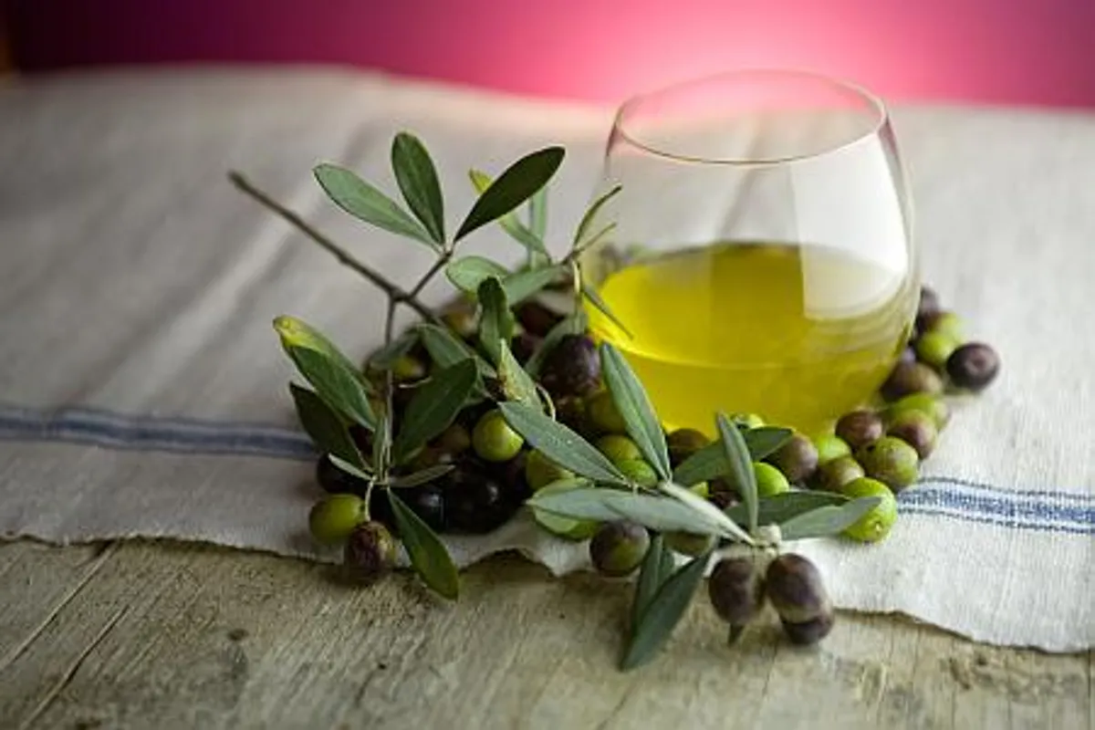 Maslinovo ulje u prehrani i njegov utjecaj na zdravlje