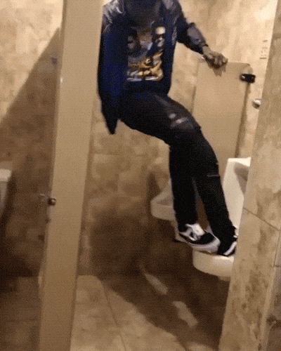 idiots-fighting-inanimate-objects-17-gifs-5