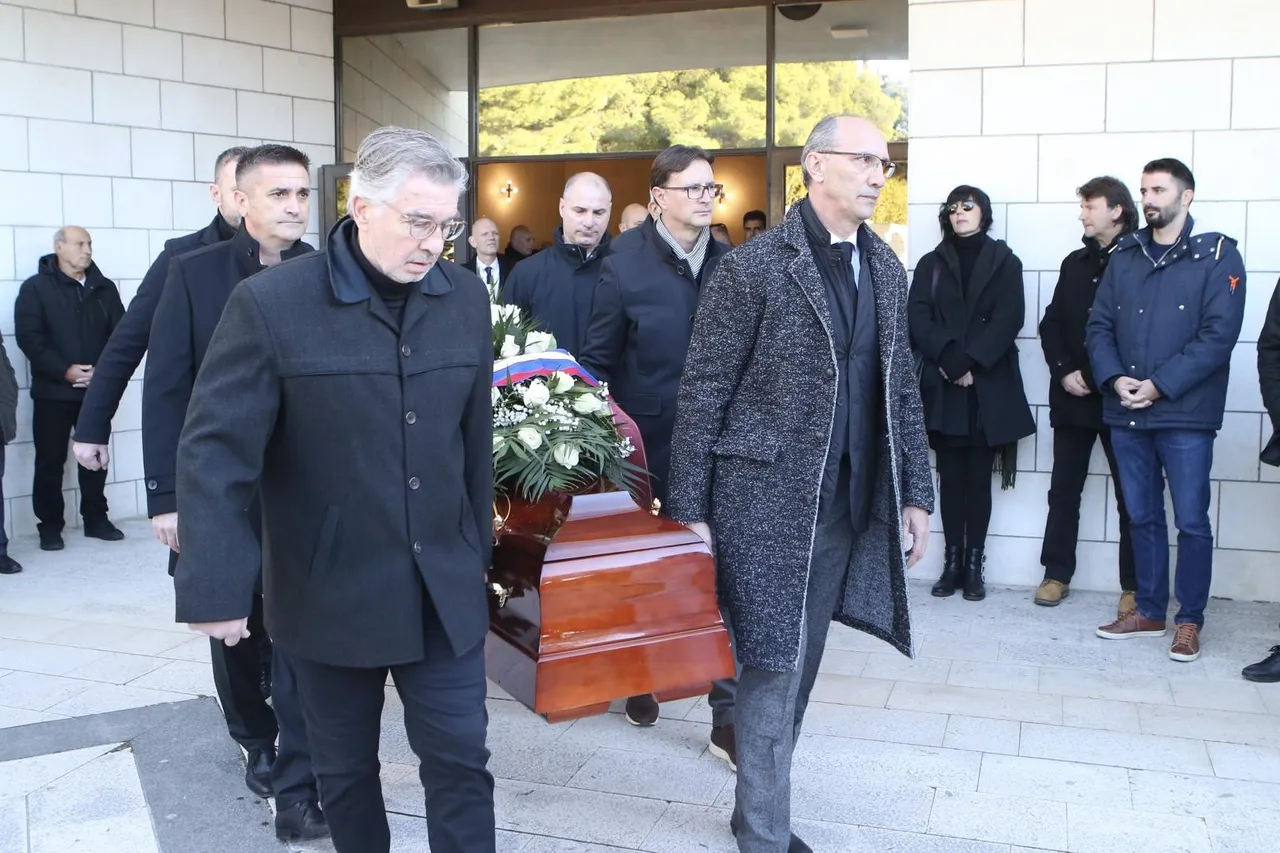 Split: Posljednji ispraćaj Stanka Poklepovića na groblju Lovrinac