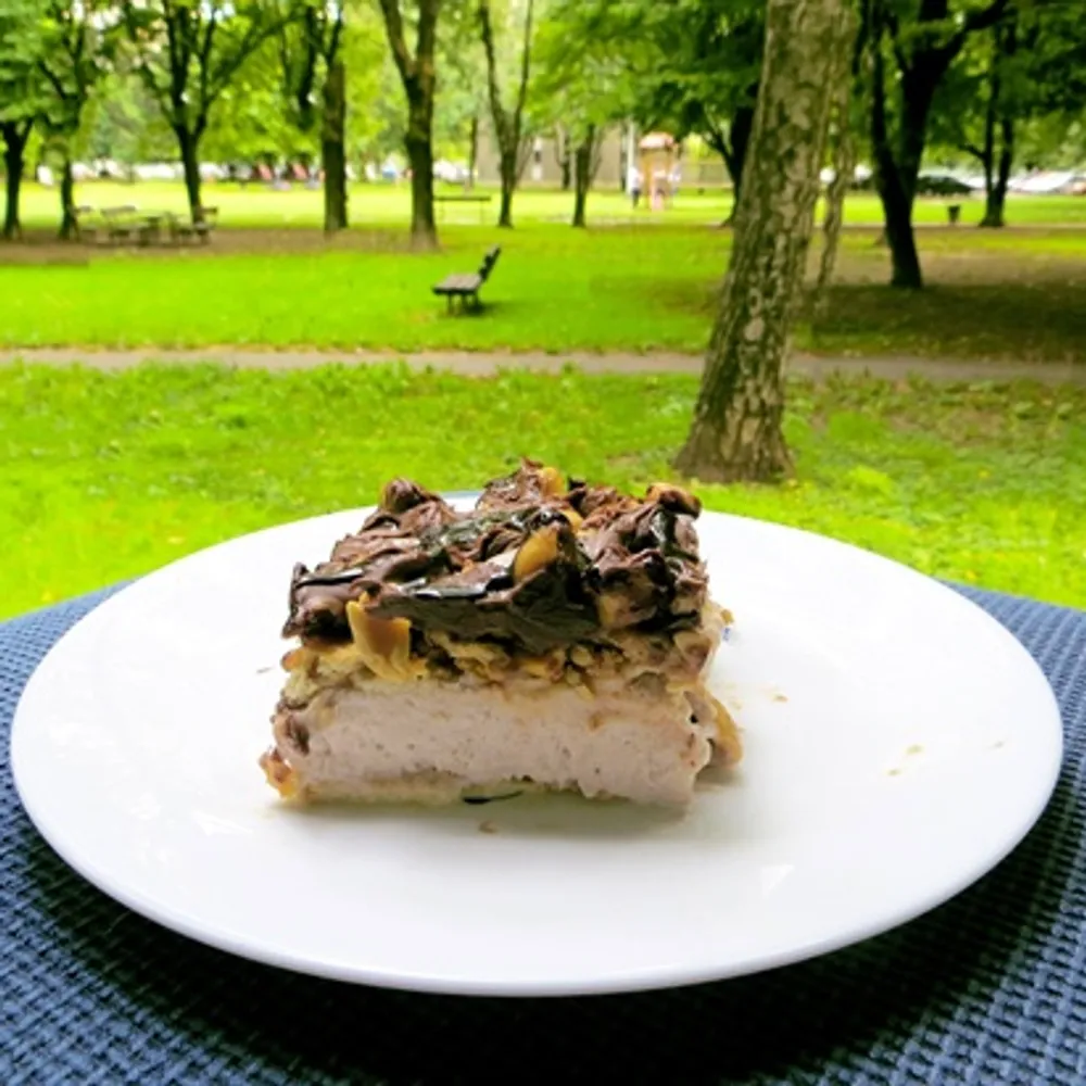 Sladoledna Snickers torta