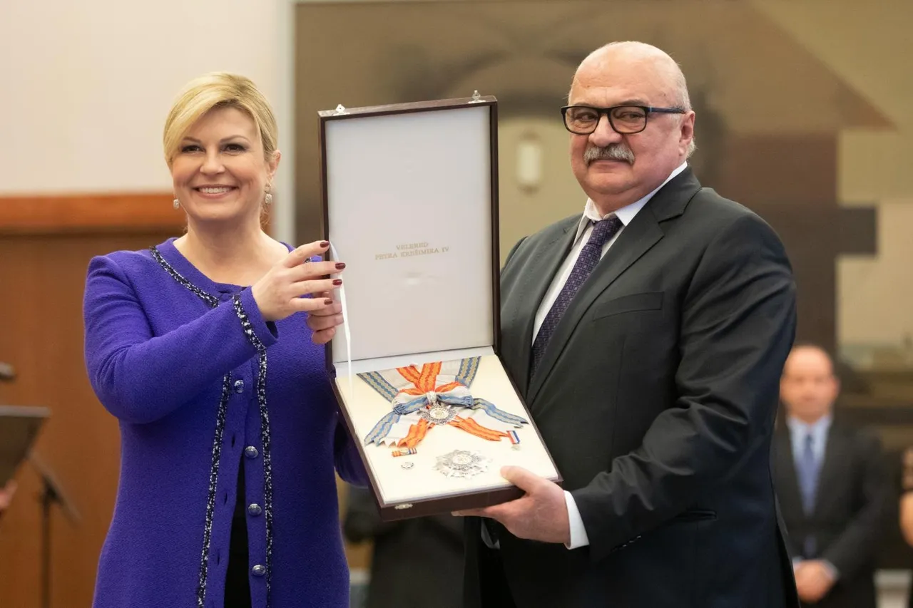 Predsjednica Republike uručila odlikovanja i priznanja: Pogledajte tko su dobitnici